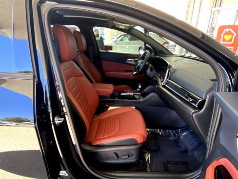 Used 2024 Kia Sportage SX FWD image 42