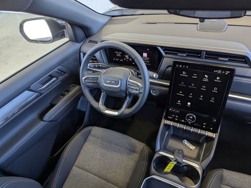 New 2026 GMC Terrain Elevation w/ LPO, Floor Liner Package image 17