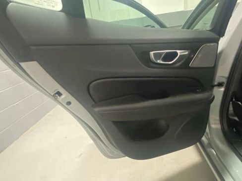 Used 2024 Volvo S60 B5 Ultimate w/ Climate Package AWD/4WD image 8