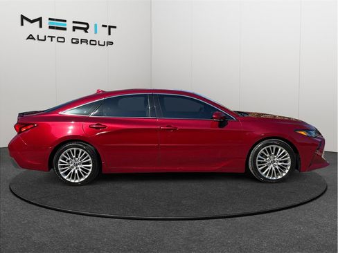 Used 2019 Toyota Avalon Limited w/ Advanced Safety Package image 9