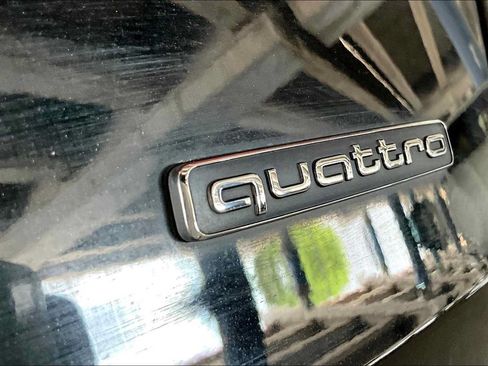 Used 2022 Audi Q3 2.0T Premium AWD/4WD image 9