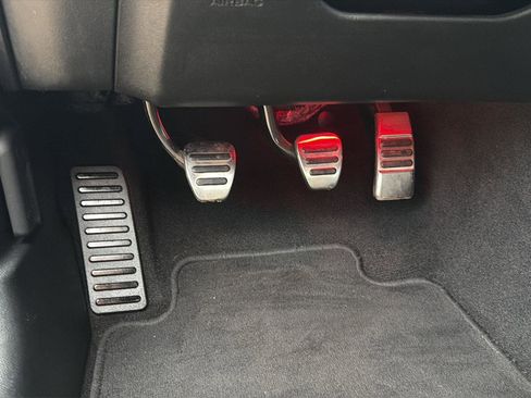 Used 2022 Ford Mustang GT Premium RWD image 12