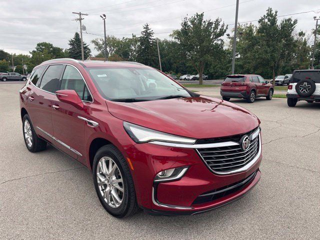 Used 2024 Buick Enclave Premium w/ Experience Buick Package AWD/4WD image 15