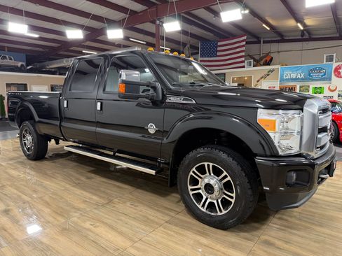 Used 2015 Ford F350 Platinum AWD/4WD image 3