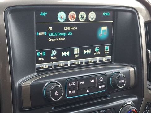 Used 2018 Chevrolet Silverado 1500 High Country image 20