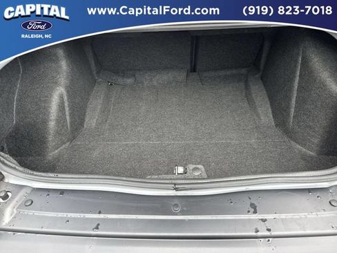 Used 2021 Dodge Challenger R/T Scat Pack RWD image 16