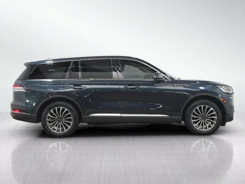 Used 2022 Lincoln Aviator Reserve w/ Equipment Group 201A AWD/4WD image 6