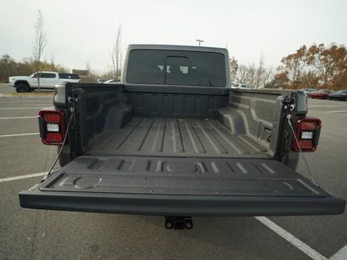 New 2026 Jeep Gladiator Mojave image 16