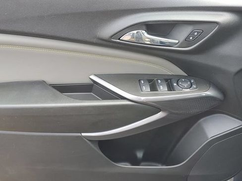 Certified 2024 Chevrolet Trax ACTIV FWD image 14