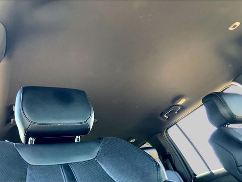 Used 2024 Jeep Wagoneer Series II w/ Flexible Seating Group RWD image 14