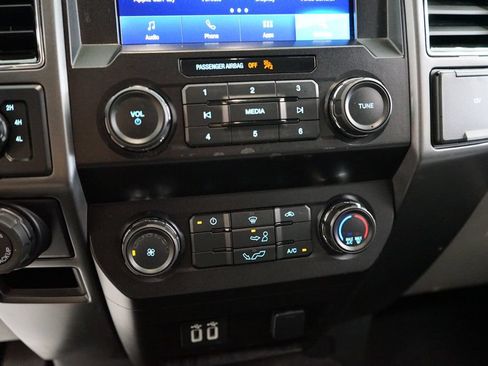 Used 2020 Ford F150 XLT w/ Trailer Tow Package AWD/4WD image 35