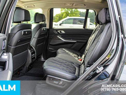 Used 2026 BMW X7 xDrive40i w/ Premium Package AWD/4WD image 17