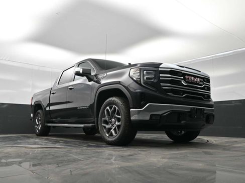 New 2026 GMC Sierra 1500 SLT w/ SLT Premium Package image 32