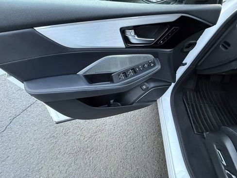 Used 2023 Acura MDX SH-AWD w/ Technology Package image 20