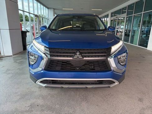Used 2022 Mitsubishi Eclipse Cross SE FWD image 2
