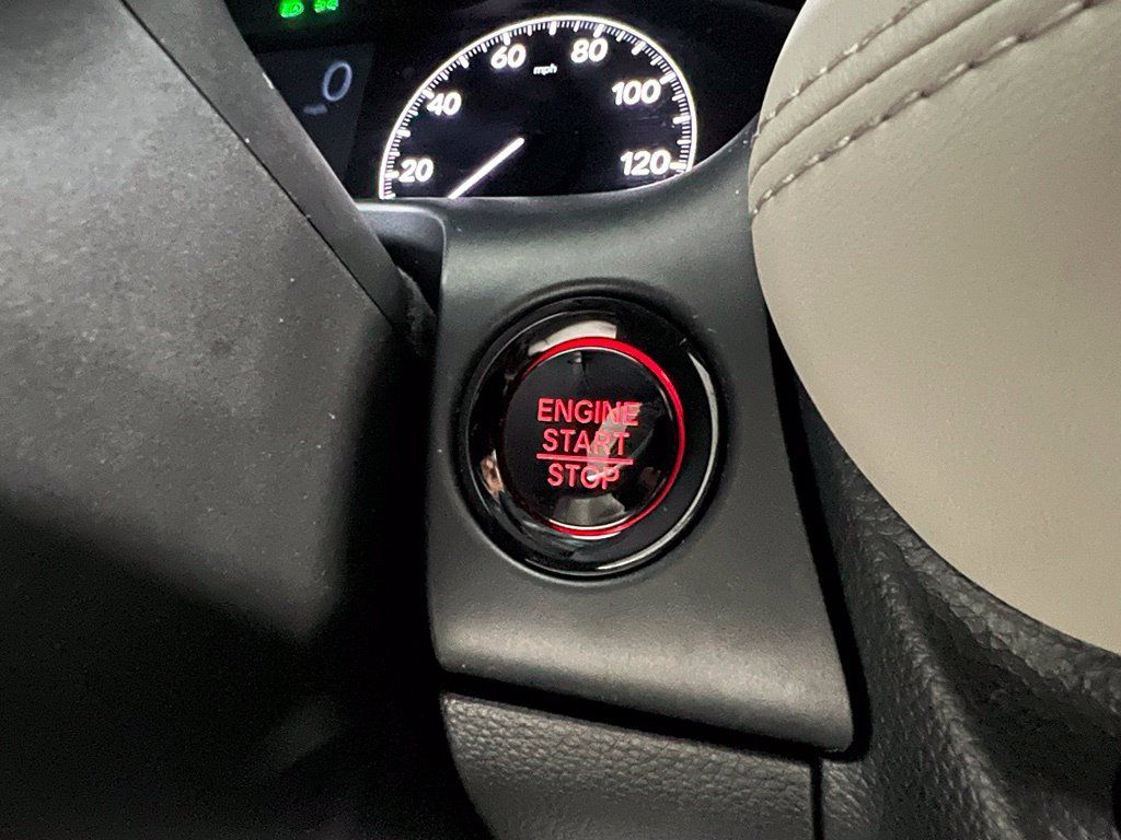 Used 2025 Honda HR-V LX image 23