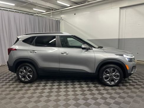 Certified 2024 Kia Seltos S image 4