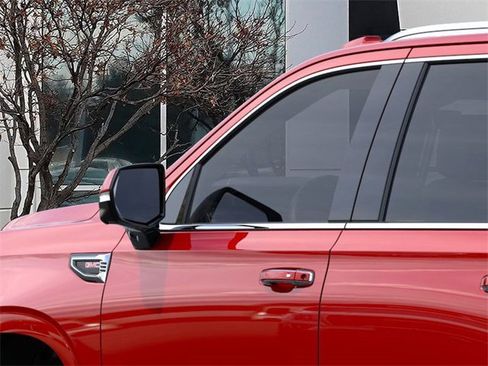 New 2026 GMC Yukon Elevation w/ LPO, Floor Liner Package image 12