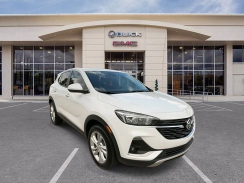 Certified 2023 Buick Encore GX Preferred w/ Cold Weather Comfort Package AWD/4WD image 2