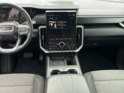 Certified 2025 GMC Acadia Elevation image 26