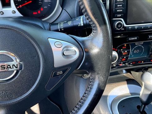 Used 2016 Nissan Juke SV AWD/4WD image 24