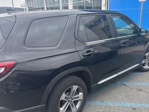 Used 2023 Honda Pilot EX-L image 7