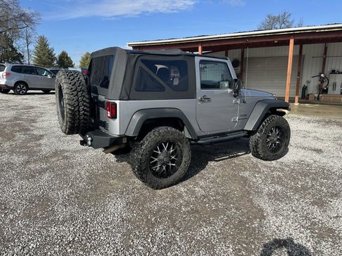 Used 2014 Jeep Wrangler Sport w/ Connectivity Group image 5