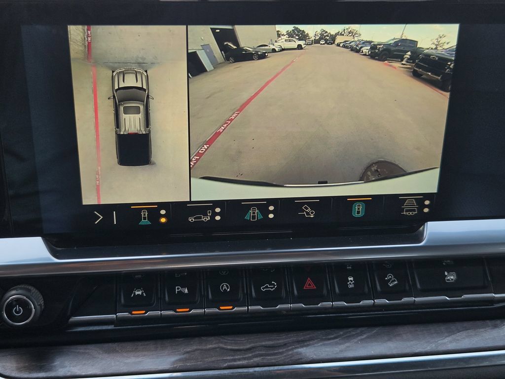 Used 2023 Chevrolet Silverado 1500 LTZ w/ LTZ Convenience Package II AWD/4WD image 17