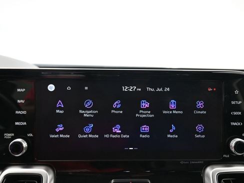 Used 2022 Kia Sorento S image 17