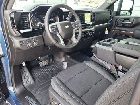 New 2026 Chevrolet Silverado 3500 LT w/ Convenience Package AWD/4WD image 14
