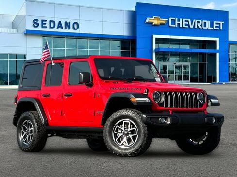 Used 2025 Jeep Wrangler Unlimited Rubicon AWD/4WD image 2