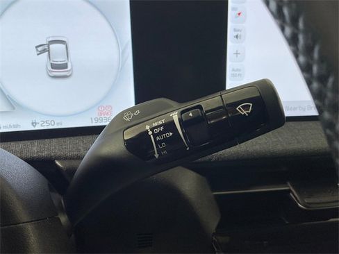 Certified 2023 Kia EV6 Wind image 16