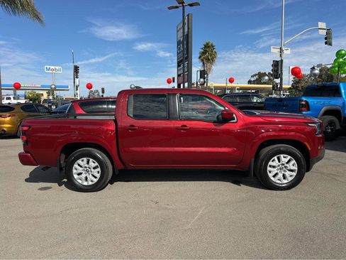 Used 2024 Nissan Frontier SV w/ SV Convenience Package image 38