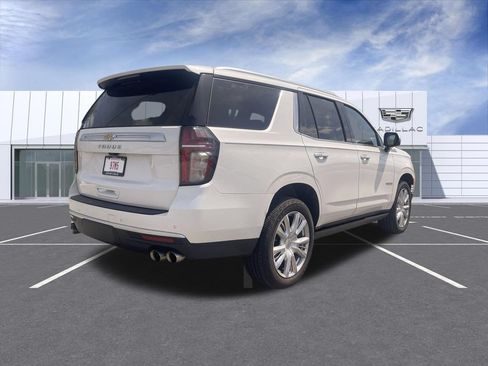 Used 2022 Chevrolet Tahoe High Country AWD/4WD image 8
