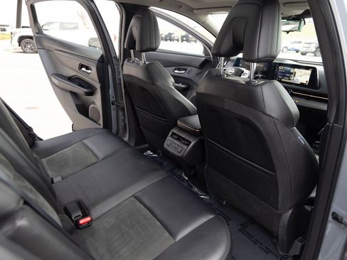 Used 2024 Nissan Ariya AWD image 21