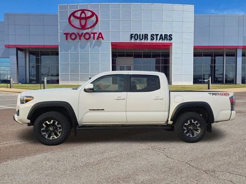 Used 2022 Toyota Tacoma TRD Off-Road w/ Technology Package image 1