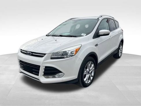 Used 2015 Ford Escape Titanium w/ Equipment Group 301A image 3