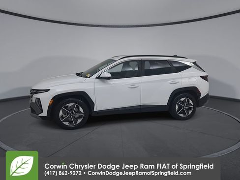 Used 2025 Hyundai Tucson SEL FWD image 7