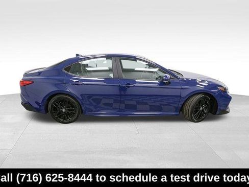 Used 2025 Toyota Camry XSE image 7