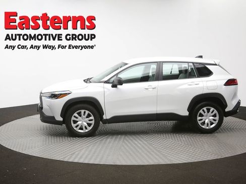 Used 2024 Toyota Corolla Cross L AWD/4WD image 58