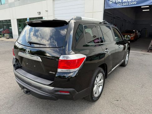 Used 2012 Toyota Highlander Limited w/ Tow Pkg AWD/4WD image 11