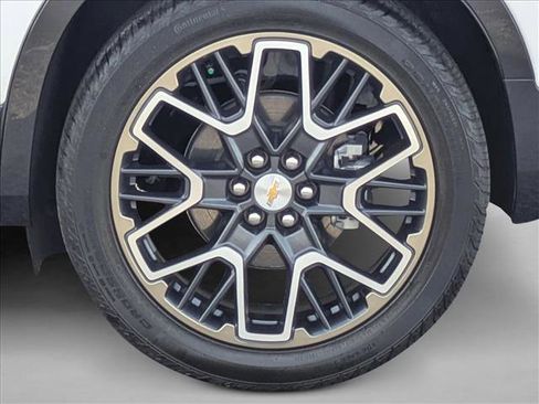 Used 2024 Chevrolet Blazer Premier w/ Driver Confidence II Package image 23