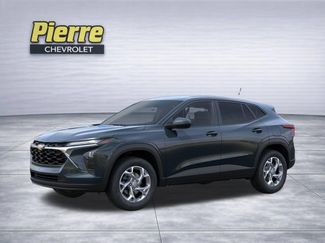 New 2026 Chevrolet Trax LS w/ LS Convenience Package FWD video 2