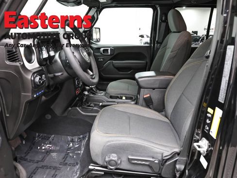 Used 2025 Jeep Wrangler Unlimited Sport S 4xe AWD/4WD image 14