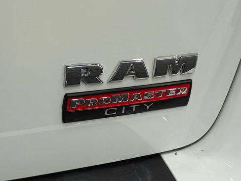 Used 2022 RAM ProMaster City Tradesman FWD image 37