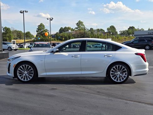 Used 2022 Cadillac CT5 Premium Luxury RWD image 2