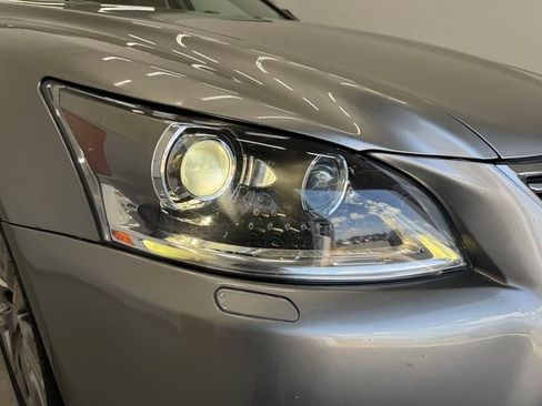 Used 2017 Lexus LS 460 w/ Comfort Package RWD image 34