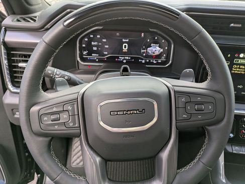 Used 2025 GMC Sierra 1500 Denali Ultimate image 16