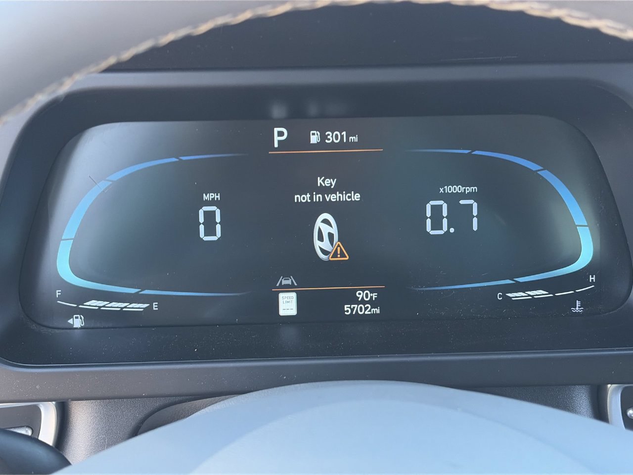Certified 2025 Hyundai Elantra Sport FWD image 29