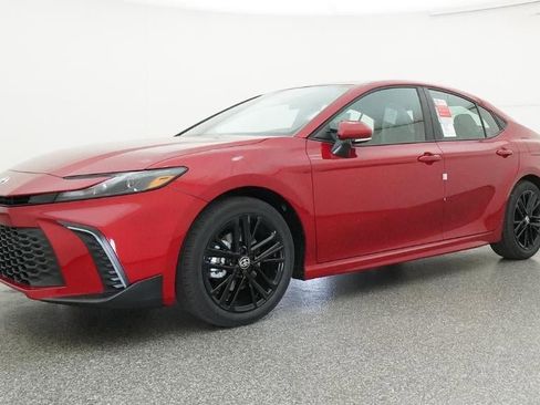 New 2026 Toyota Camry SE FWD image 17